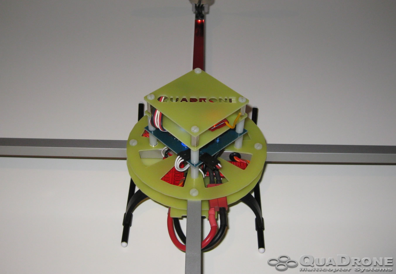 1297806460_quadrone5.jpg