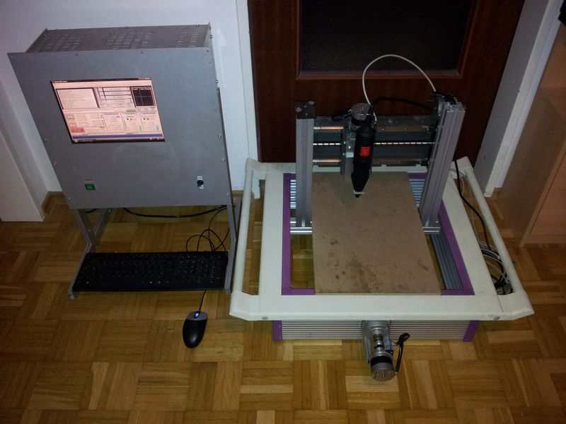 1363112957_cnc1.jpg