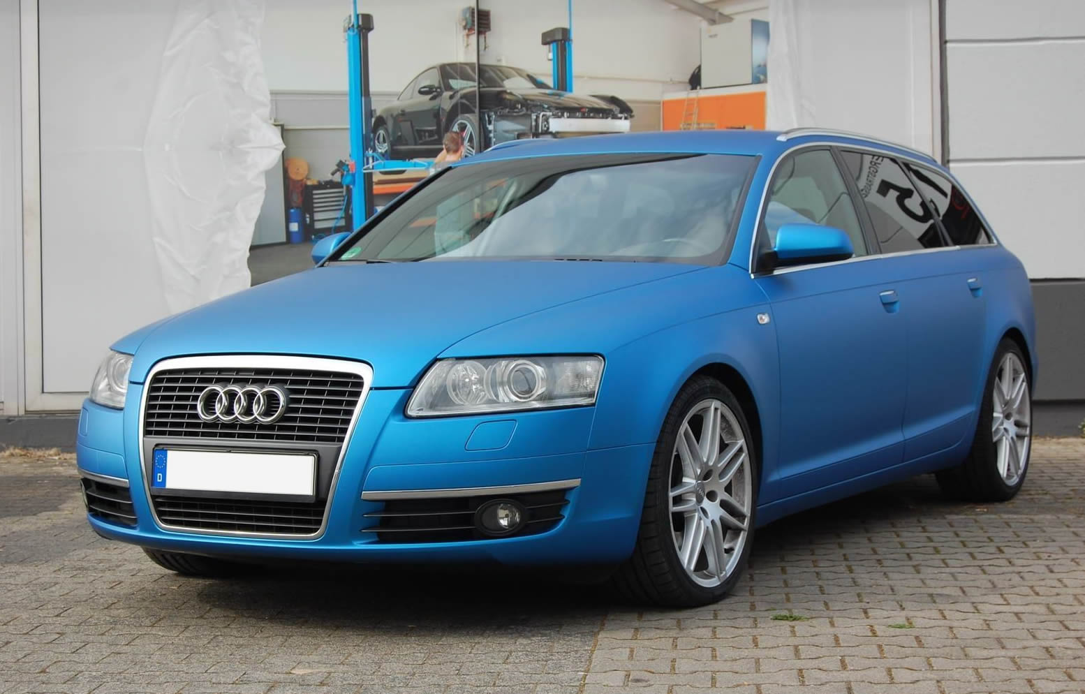 1467291360_vollfolierung-audi-a6-blaumetallicmatt-2-7378198783457016266.jpg